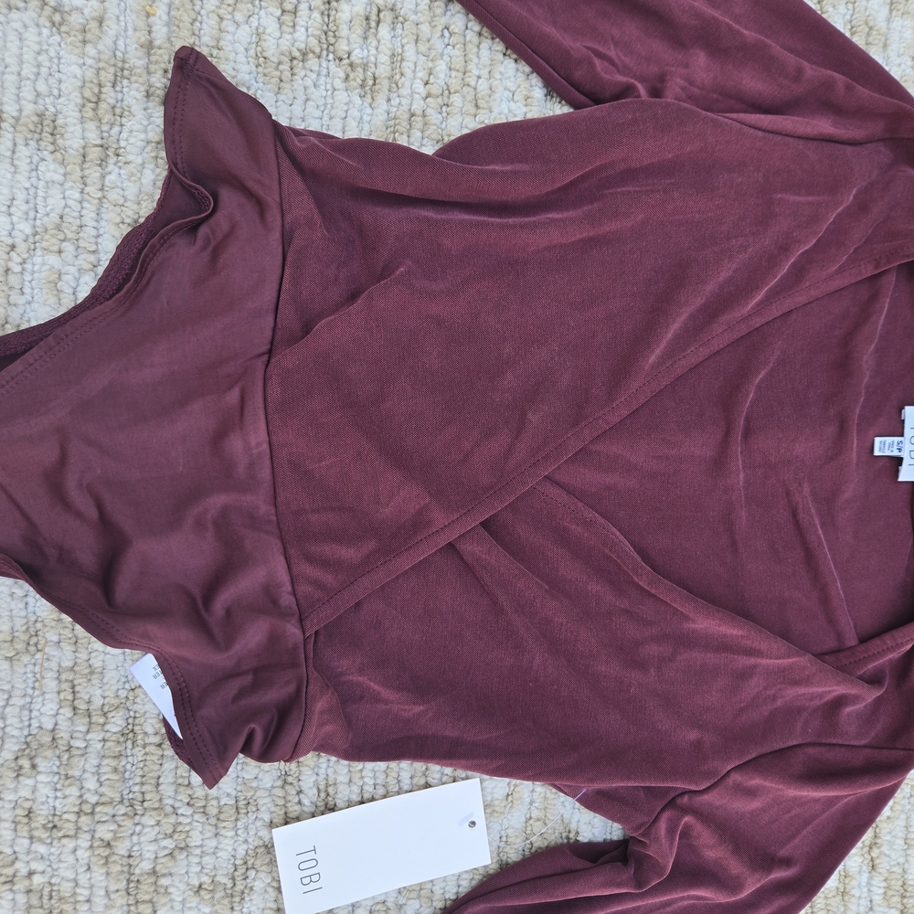 Tobi Women's Mauve Top